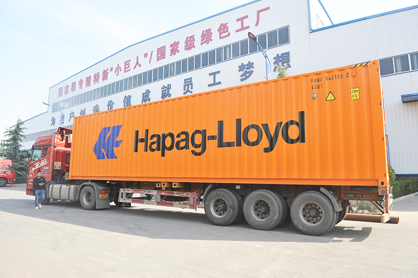 华泰集团承揽的1000T/D大豆预处理、浸出和精炼项目发往玻利维亚